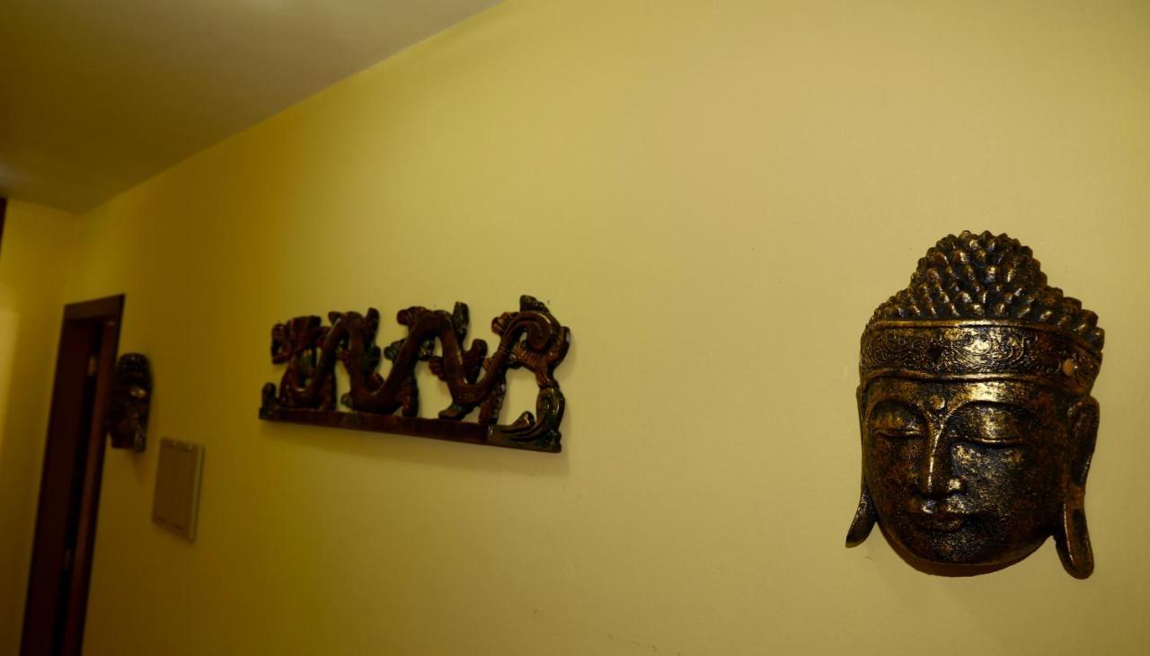 Manicaca Inn *