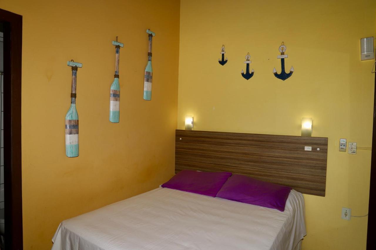 Manicaca Inn *
